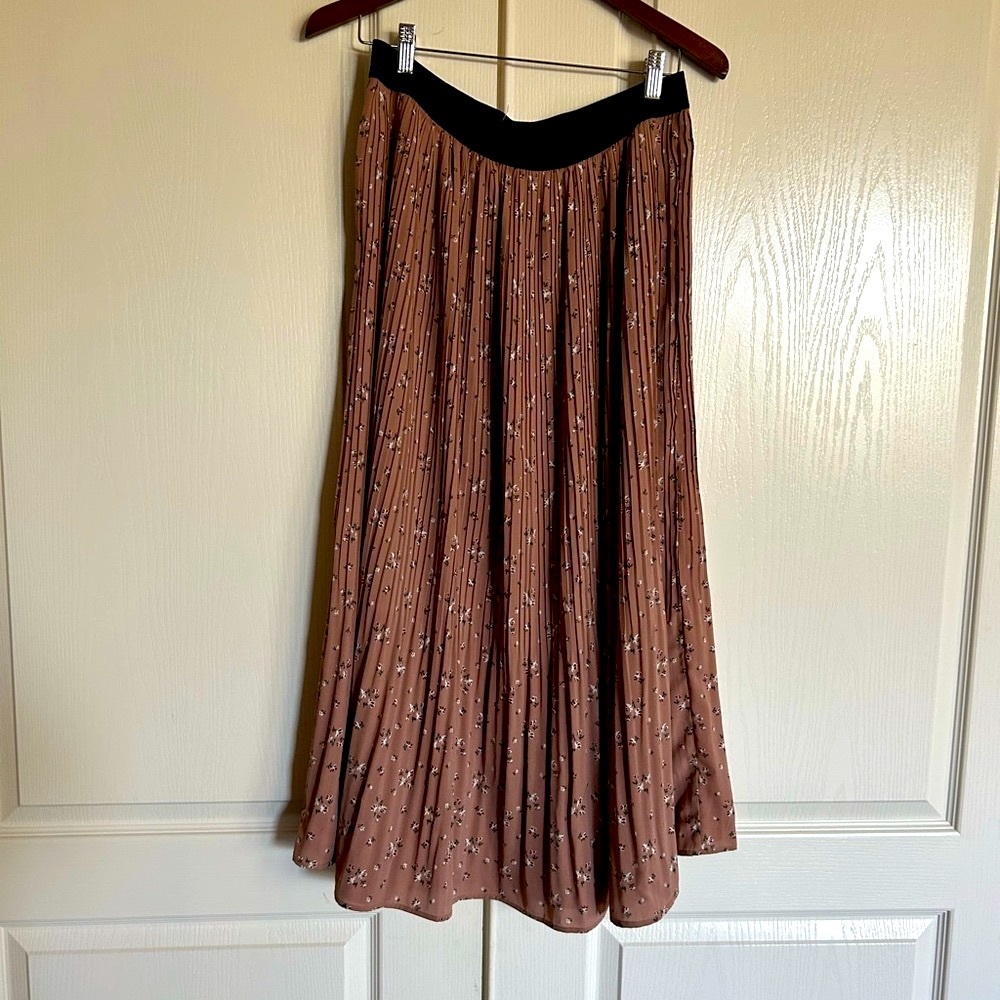 Code x Mode pleated ditsy print floral maxi‎ skirt size xl NEW